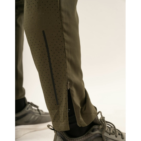 Men Woven Joggers