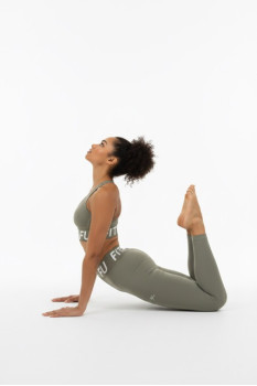 يوغا ليقينز (اخضر)